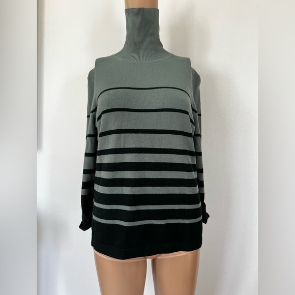 Jones New York Sweaters - Jones New York Gray and Black Striped Turtleneck Sweater